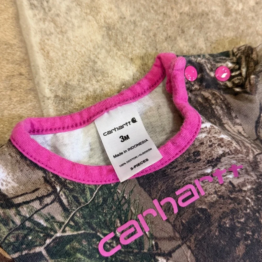 Carhartt Baby Girls 3M Realtree Camo Bodysuit Pink Trim Short Sleeve Snaps